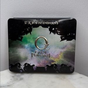 Urban Decay X Oz The Great And Powerful - The Theodora Palette